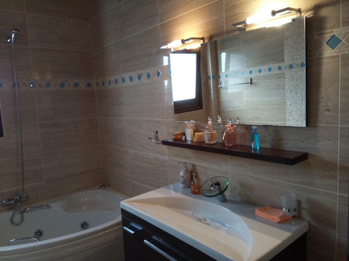 Luxury Villa Thea Volos Esterno foto